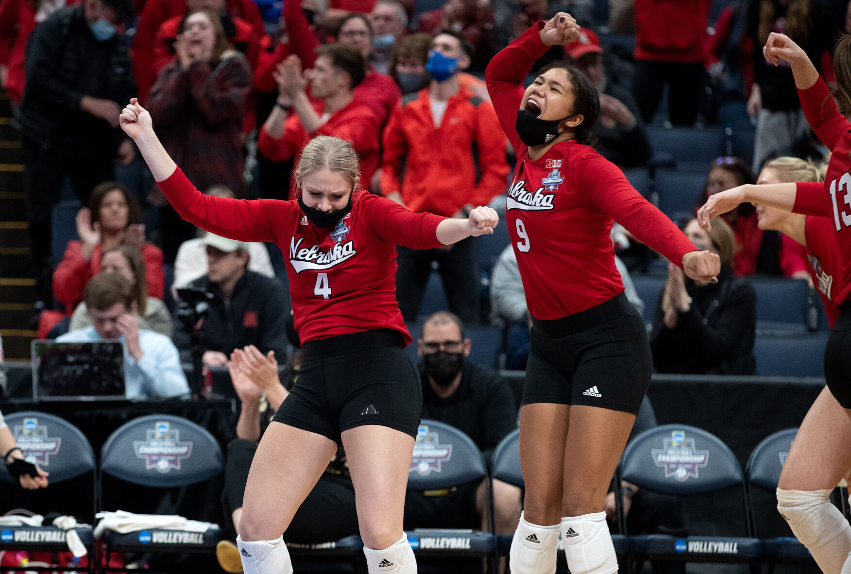 121721-owh-spo-nuvolley-em38.jpg